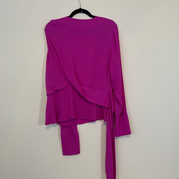 Atlein Collective - Side Tie Top - Picture 3 of 5